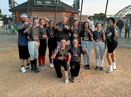 2025 Sr Girls Cardinals 1st Place